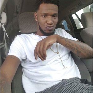 Meet your Posher, Ace